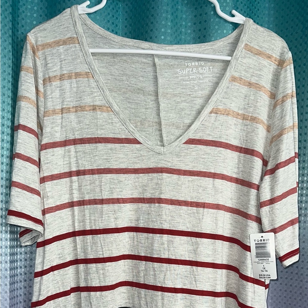 NWT Torrid 1X gray striped knit tunic tee